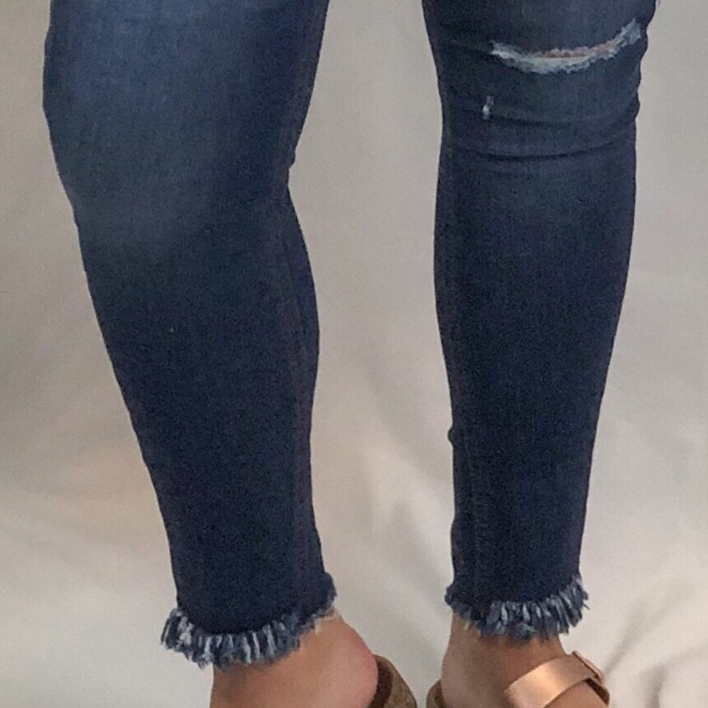 Denim Distress Fray Skinny Jeans